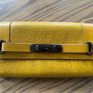 Coach Wallet Yellow